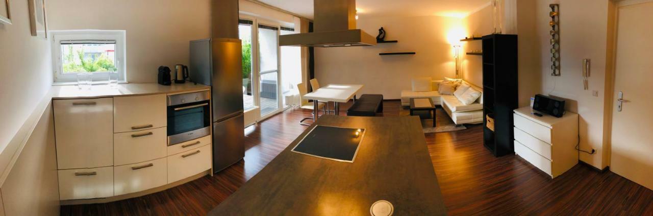 25H Garden Apartment Plus Private Beach 네우시에들암시 외부 사진